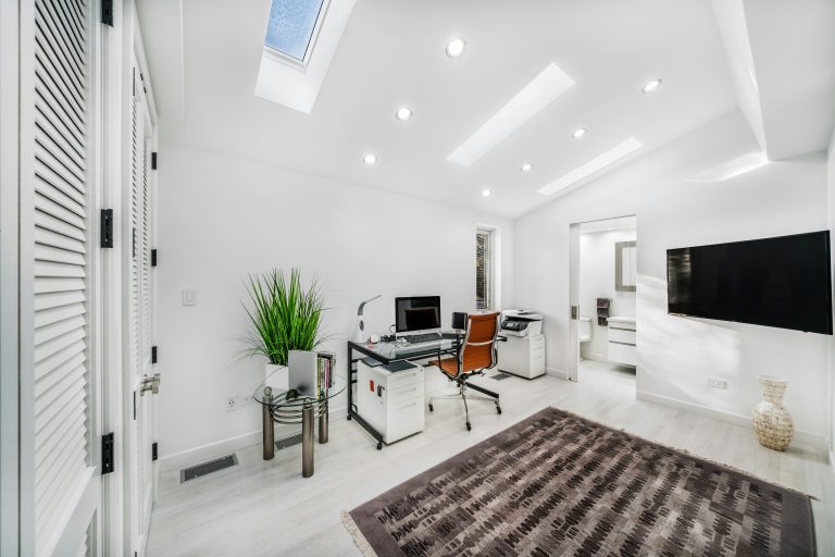 maxim-tirdea-xayCTz6N2nM-unsplash